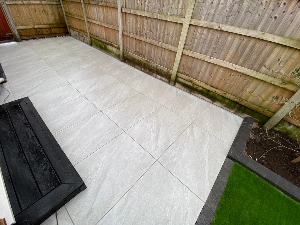 COUNTY LGY - – 900x600x20mm / 21.6m2 Pack